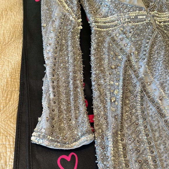 Sherri Hill Silver grey beaded long sleeve homecoming prom mini dress - Picture 6 of 11